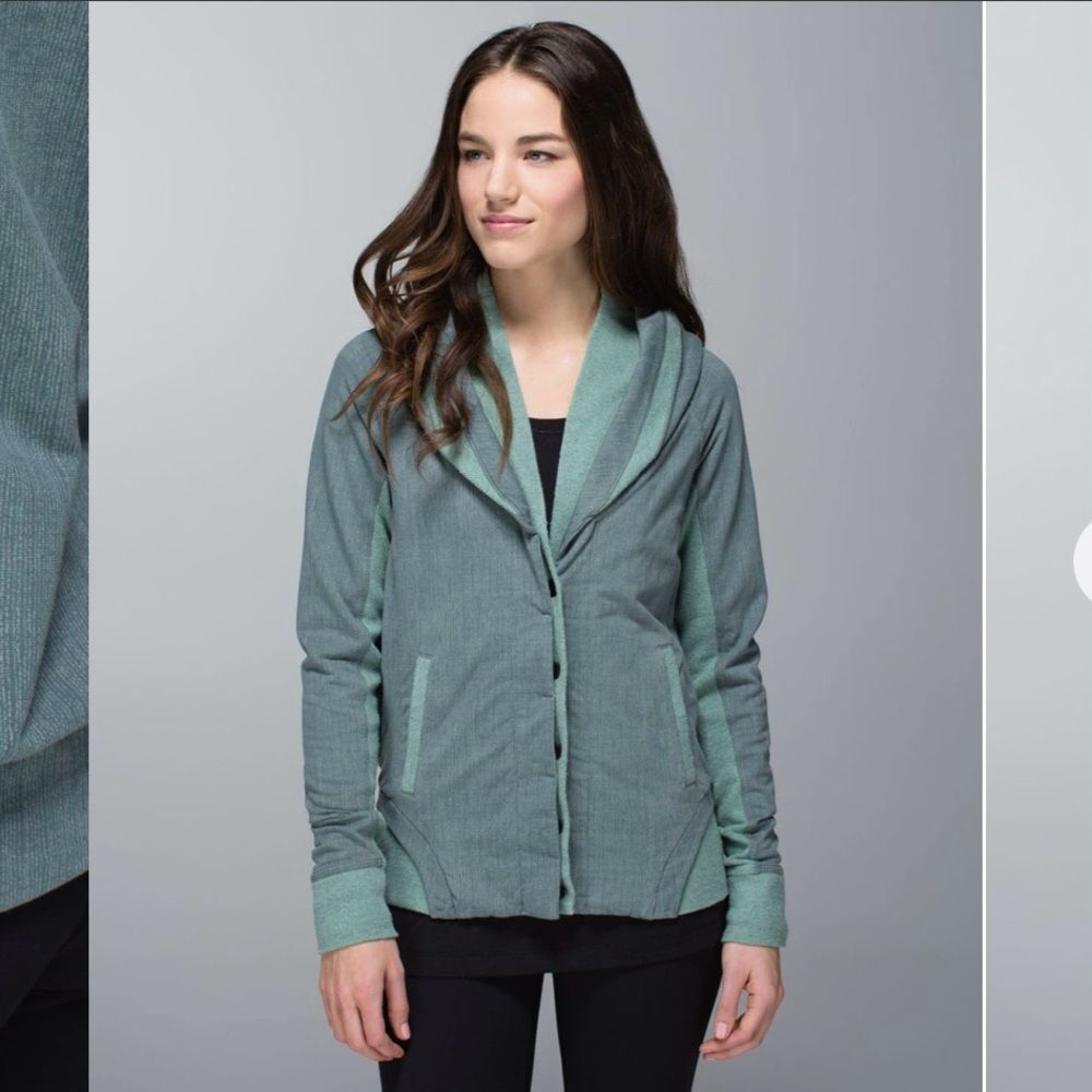 Lululemon To Class Textured Green Button Down Dou… - image 1